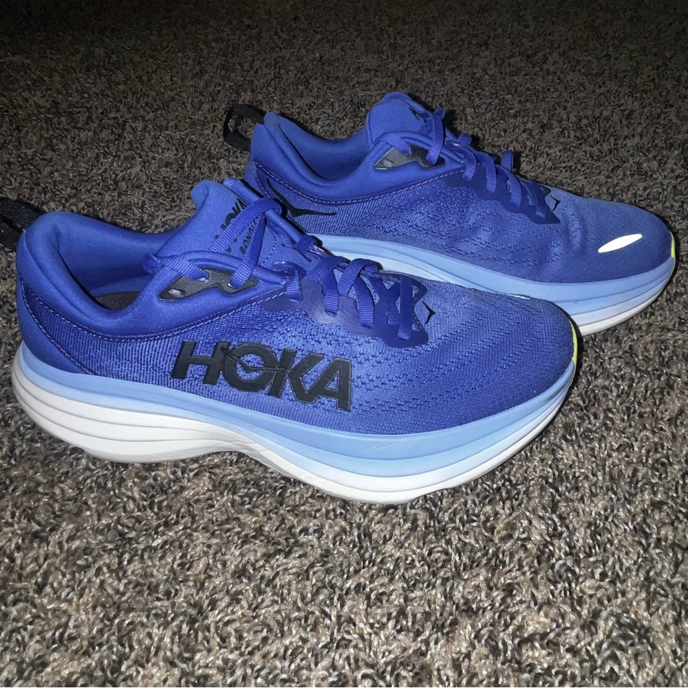 HOKA BONDI 8 | WMNS SIZE 9.5